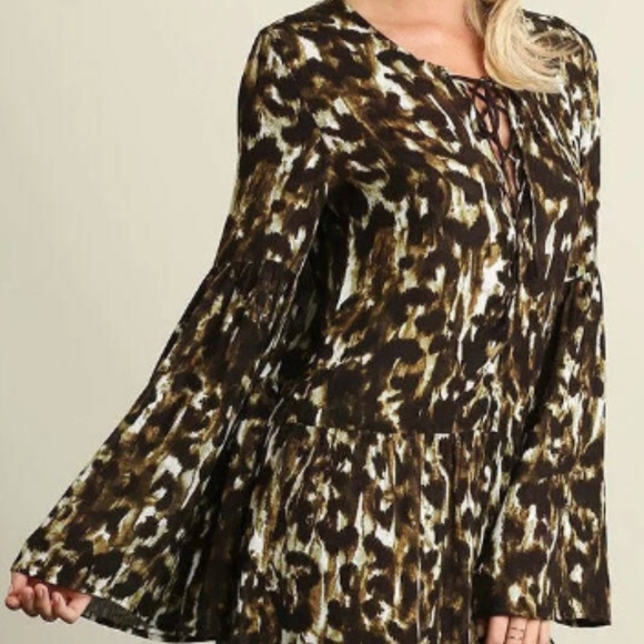 Boho Long Sleeve Romper - Leopard Print - Picture 4 of 4